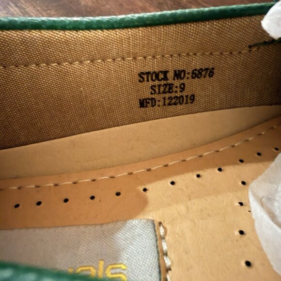 AC Casuals Shoes Green Velvet Loafers Moccasins Men’s Size 9 Shoes New - Picture 6 of 6
